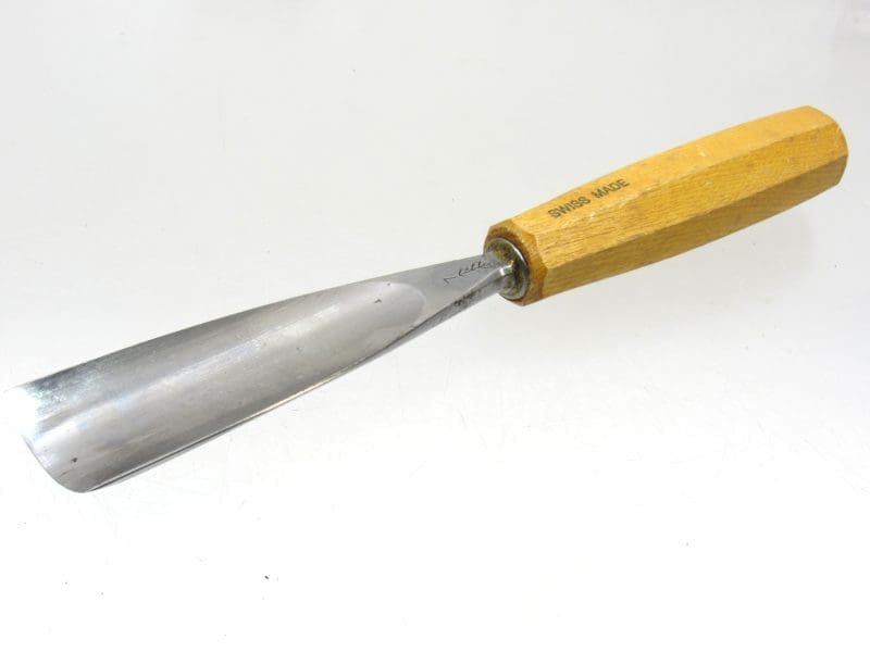 Minty Swiss Made Carving Chisel Large Size 7/35 Sweep Gouge 1 3/8" Wide