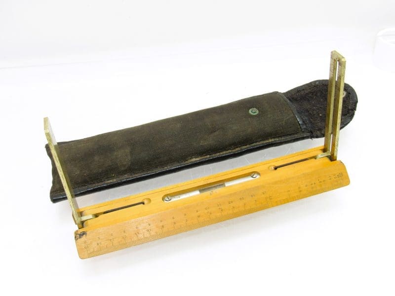 Rare Boxwood 9" Long L Thomas Level With Rule And Folding Sights With Full Label In Original Case